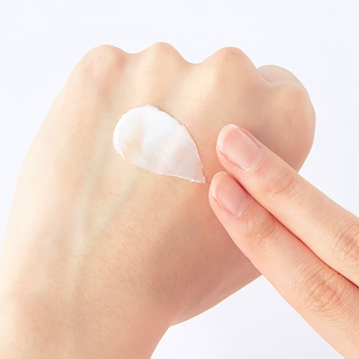Крем для век Innisfree Jeju Orchid Eye Cream