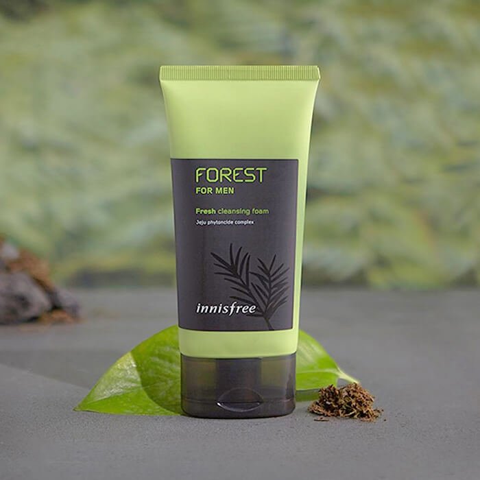 Пенка для умывания и бритья Innisfree Forest For Men Fresh Cleansing Foam
