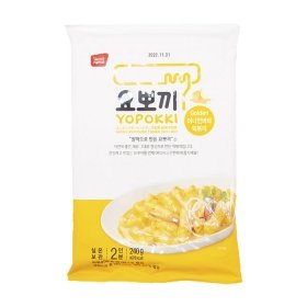 Рисовые клёцки токпокки Young Poong Golden Onion Butter Topokki (240 г)